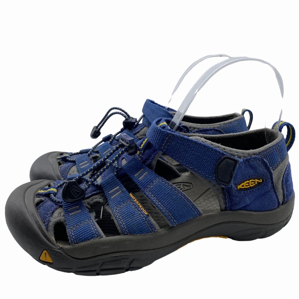 Keen Big Kids' Newport H2 Water & Hiking Sandal in Blue Depths Gargoyle Size 4